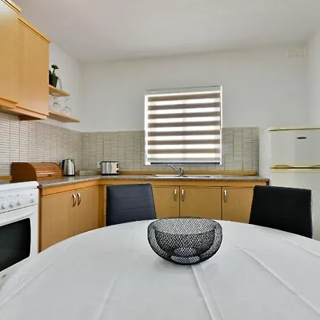 Sea View Apartment Birzebbuga